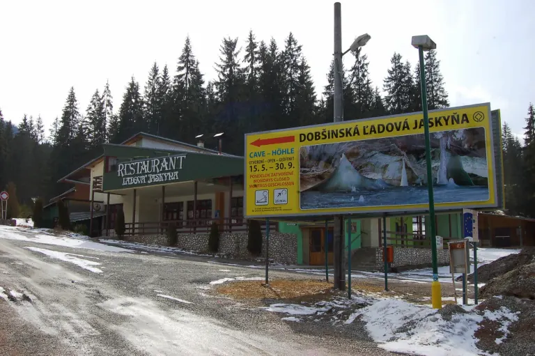 Dobšinská ľadová jaskyňa v Slovenskom raji